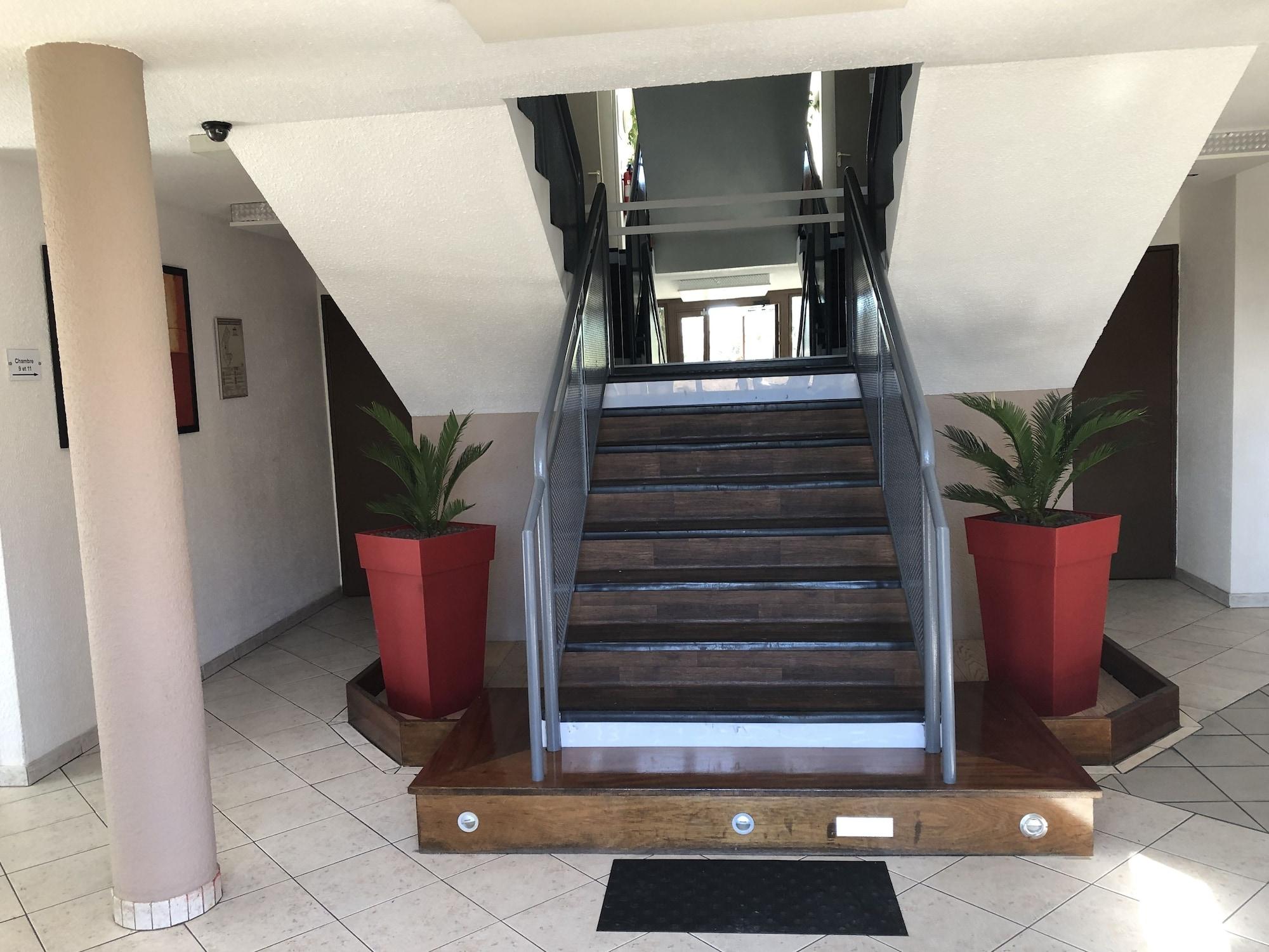 Brit Hotel Toulon - La Valette ภายนอก รูปภาพ