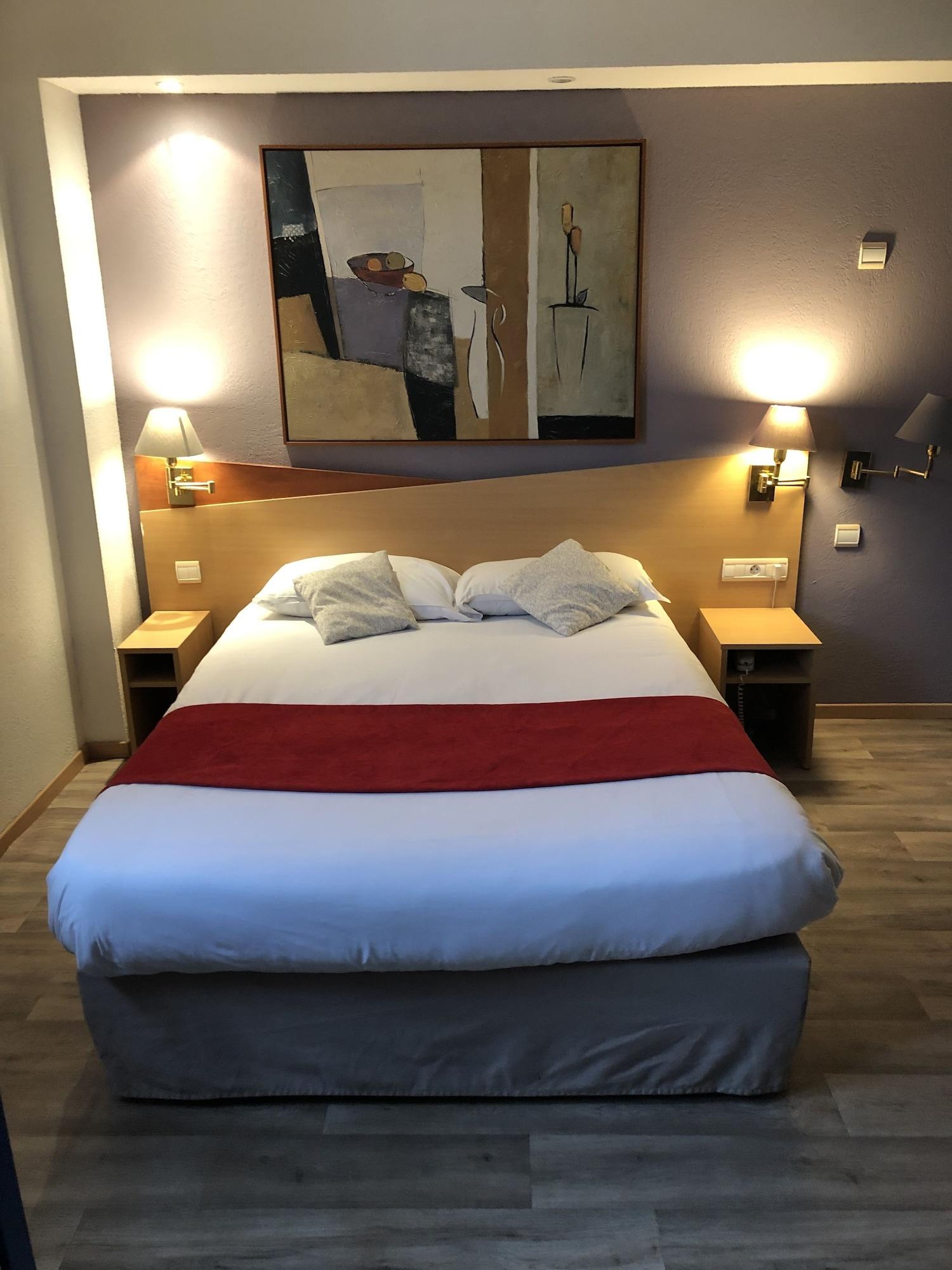 Brit Hotel Toulon - La Valette ภายนอก รูปภาพ