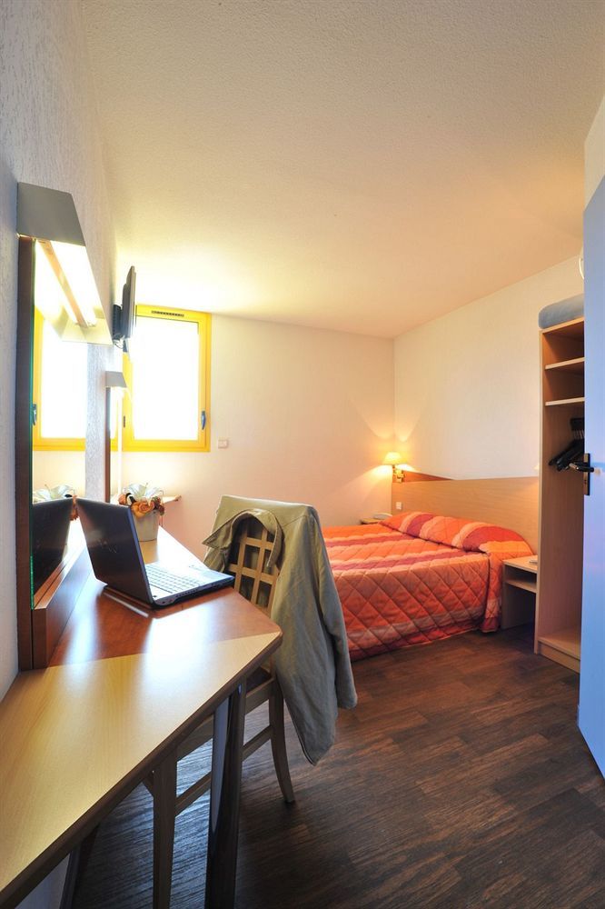 Brit Hotel Toulon - La Valette ภายนอก รูปภาพ